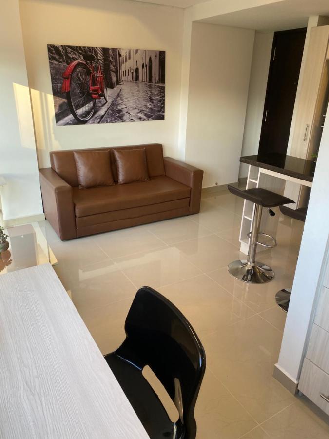 Apartasuite Moderna - En El Corazon Del Poblado Medellin Luaran gambar